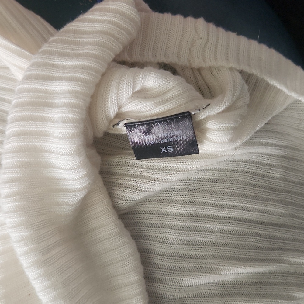 Jenni Kayne Cream Ribbed Knit Top - Picture 5 of 5